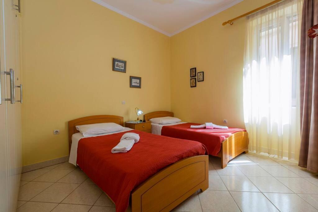 Ria'S Apartment In Corfu Town Bagian luar foto