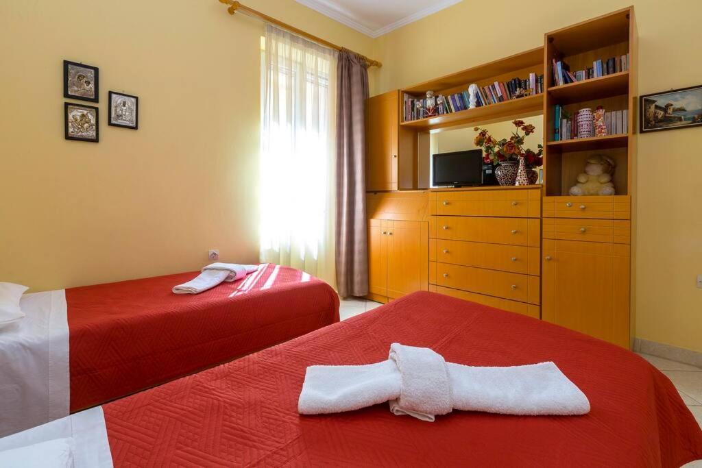 Ria'S Apartment In Corfu Town Bagian luar foto