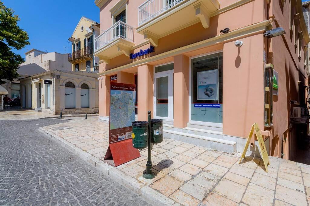 Ria'S Apartment In Corfu Town Bagian luar foto